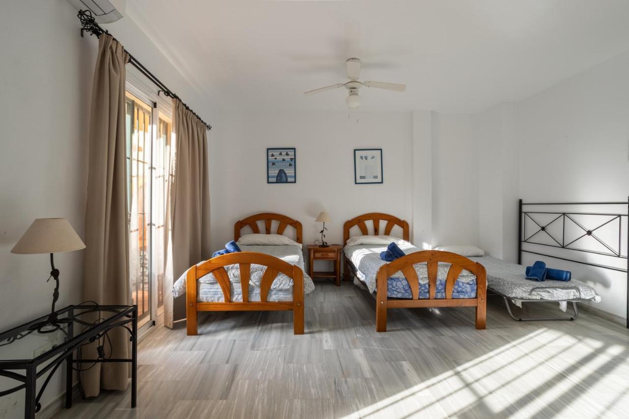 Las Flores 5 - Large Townhouse Нерха Екстер'єр фото
